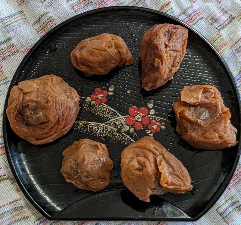 つぶれ梅然