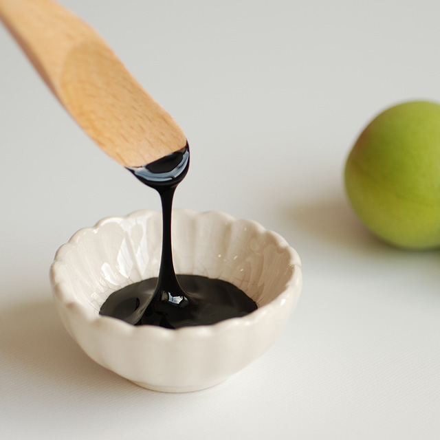 青梅から伝統製法で作る無添加の梅肉エキス（梅エキス）